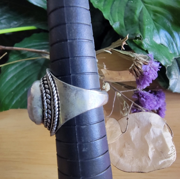 Vintage 925 Moonstone Ring. Size 6.5 - Picture 7 of 7